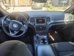 
										JEEP GRAND CHEROKEE LAREDO  2019 full									