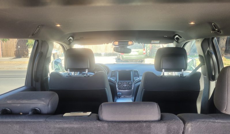 
								JEEP GRAND CHEROKEE LAREDO  2019 full									