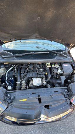 
										CITROEN C4    2017 full									