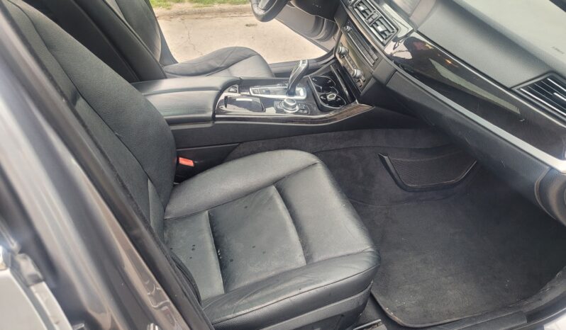 
								BMW  528I  2013 full									