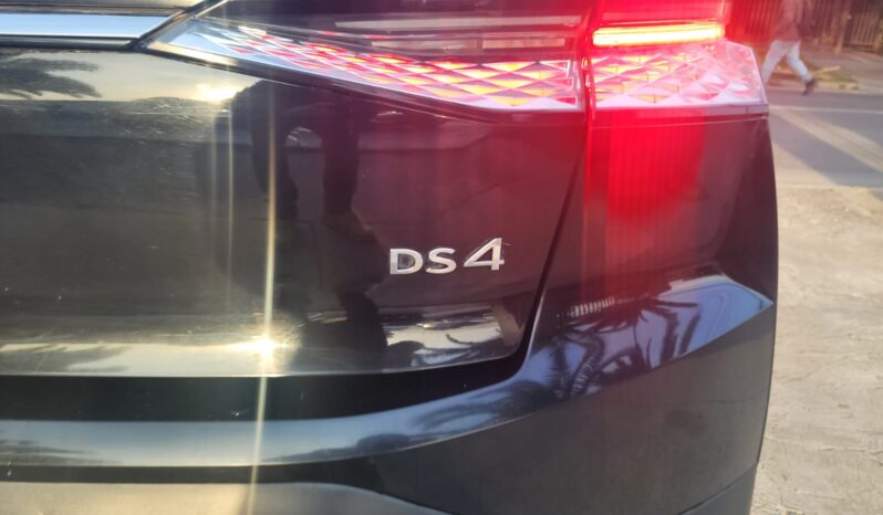 
								DS DS4 CROSS BLUEHDI   2023 full									
