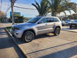 
										JEEP GRAND CHEROKEE LAREDO   2022 full									