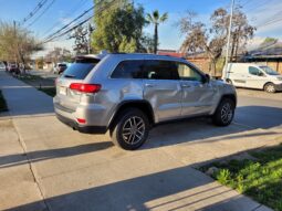 
										JEEP GRAND CHEROKEE LAREDO   2022 full									