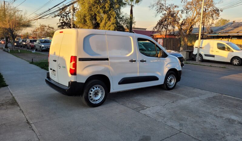 
								OPEL COMBO    2025 full									
