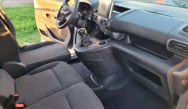 
								OPEL COMBO    2025 full									