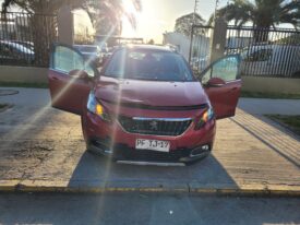 PEUGEOT 2008 BLUE HDI  2020