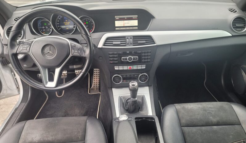 
								MERCEDES BENZ C200 CGI BLUE EFFICIENCY  2015 full									